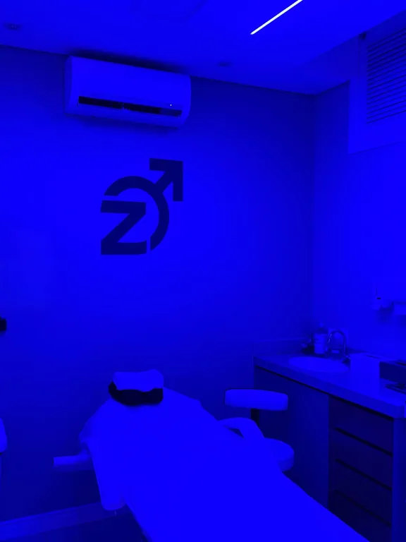 2e1fbe14-54c1-48ae-bf4b-91429853fe44_half